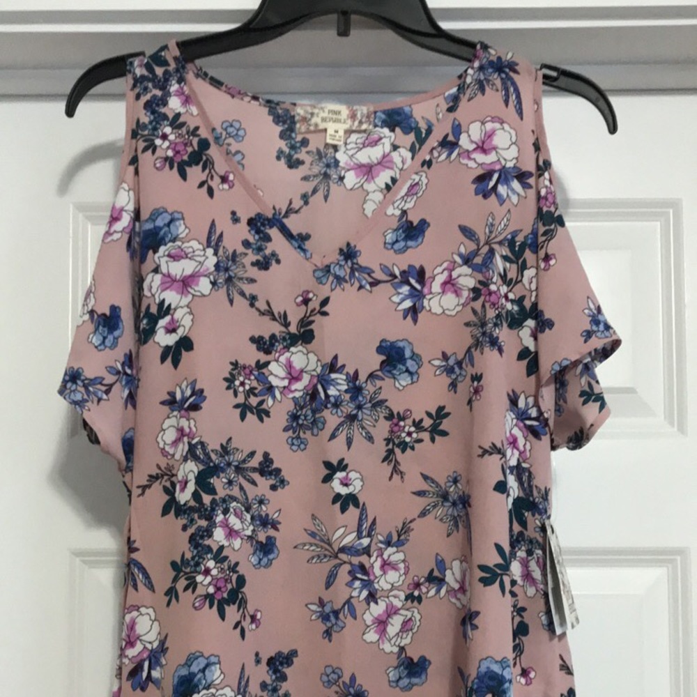 Floral top